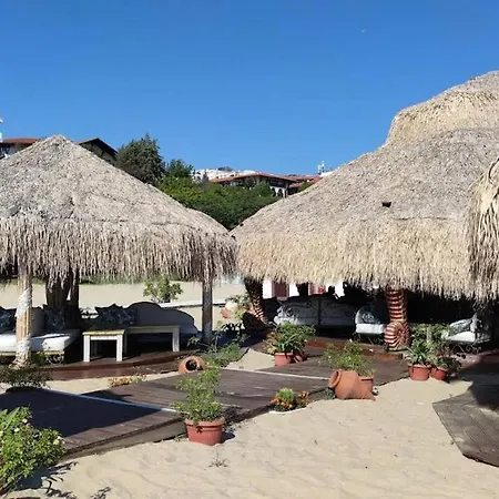 Kombani 3 * Sveti Vlas