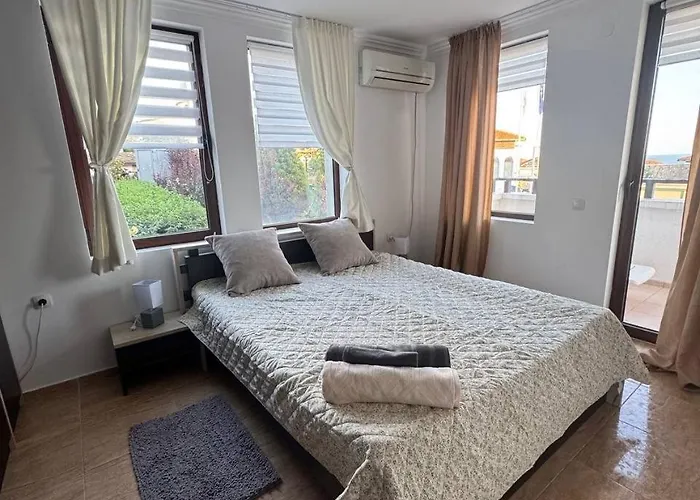 Διαμέρισμα Kombani 3